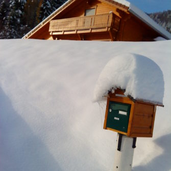 Le Chalet sous la neige dans les Vosges